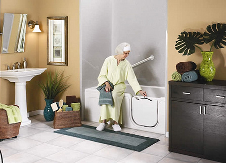 chọn thiết bị vệ sinh cho người lớn tuổi